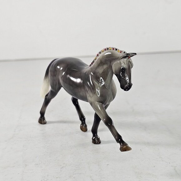 Breyerfest Lakritz 2022 Glossy Grey Hanoverian Stablemate Oktoberfest Treats Hor - Picture 5 of 8